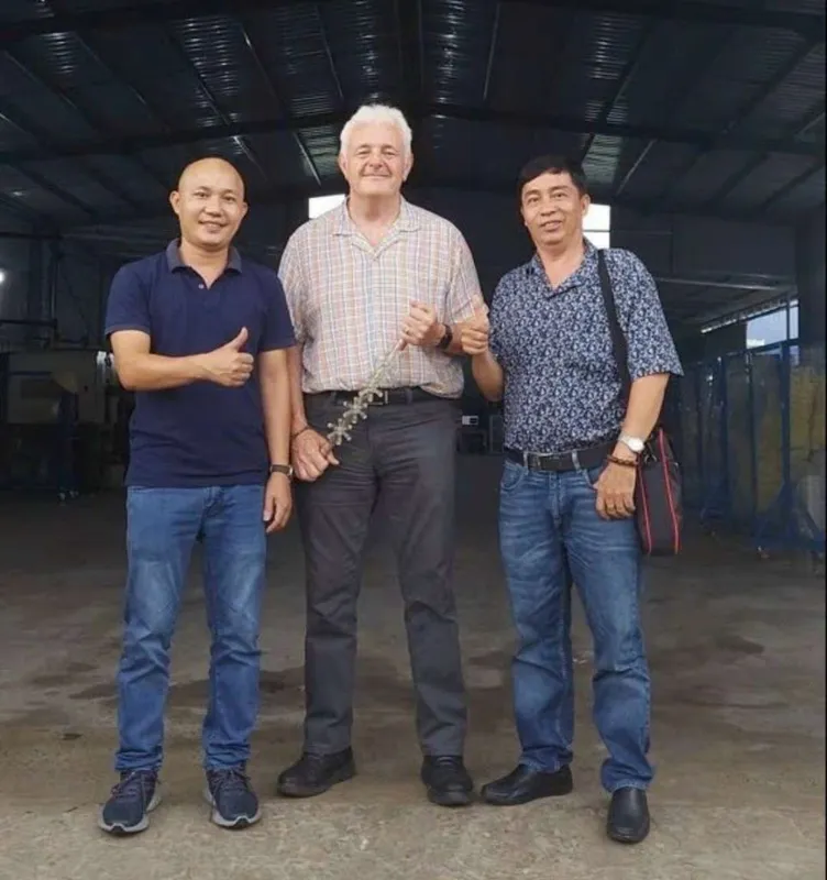 Sản phẩm xuong lam do nhua theo yeu cau 963x1024 — Gia Công ép Nhựa Trí Việt Phát - Công Ty TNHH Sản Xuất Kinh Doanh Trí Việt Phát — MST 3702531021