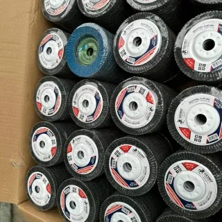 Sản phẩm z4725155679678_aa6df5f103bae80546b4a64fe6907a2b1912_320x320 — Giấy Nhám Khôi Vỹ - Công Ty TNHH Sản Xuất Thương Mại Dịch Vụ Khôi Vỹ — MST 3702590299