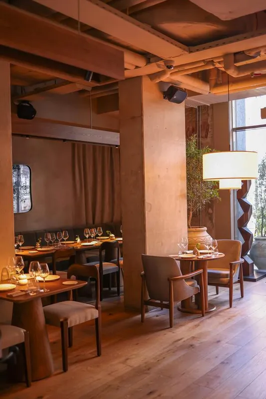 Sản phẩm pexels valeriya 27305319 — Công Ty TNHH Trung Hiếu Decor — MST 3702590323