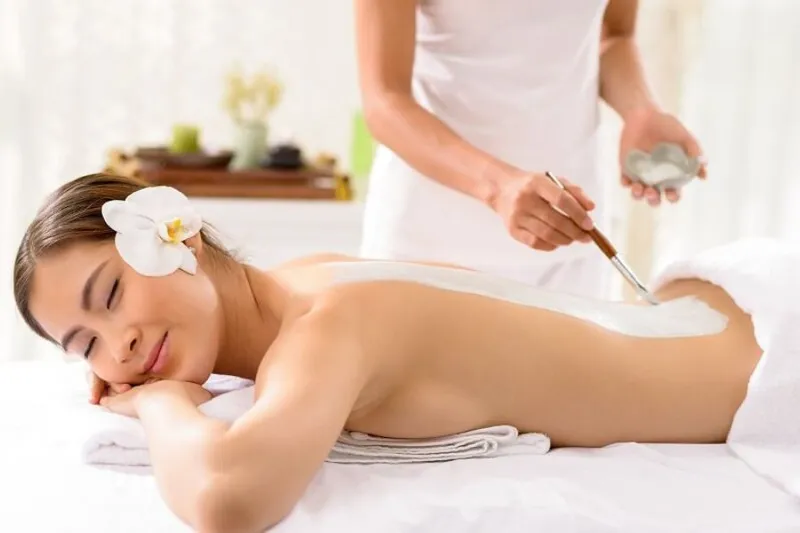 Sản phẩm tam trang toan than — Công Ty TNHH MTV Thẩm Mỹ Viện ULA — MST 3702598386