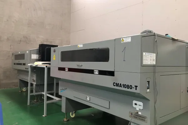 Sản phẩm maycatlaserlasercuttingmachine15545155126 17298269167 — Vật Liệu Phản Quang Thâm Cảng - Công Ty TNHH Kỹ Thuật Thâm Cảng — MST 3702610072