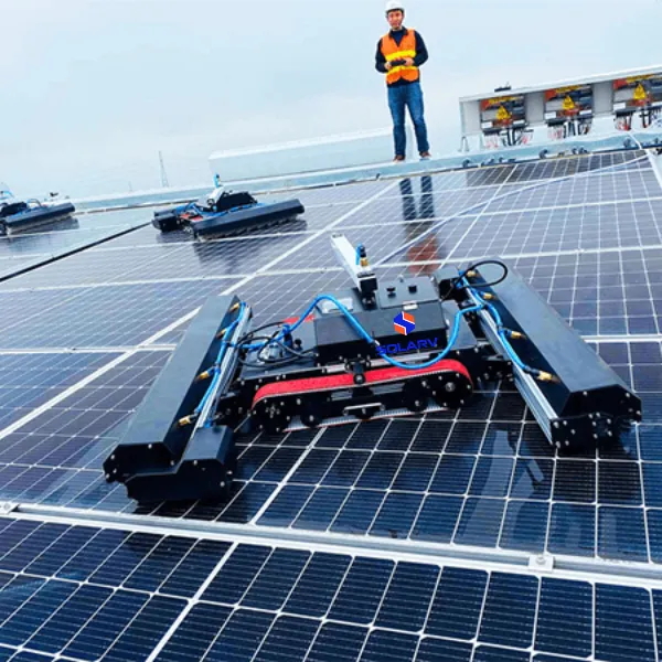 Sản phẩm robot ve sinh pin mat troi — Công Ty Cổ Phần Điện Mặt Trời SolarV — MST 3702617254