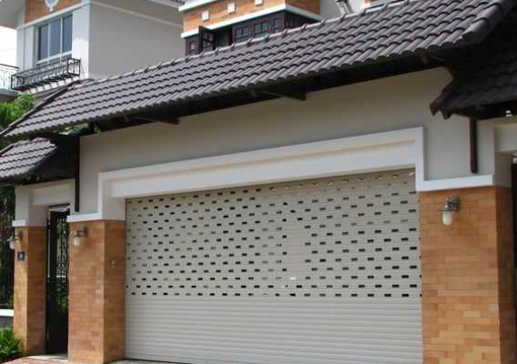Sản phẩm 2 8458.jpg — Cửa Hưng Hoàng Phát - Công Ty TNHH MTV Cơ Khí Xây Dựng Hưng Hoàng Phát — MST 3702639956