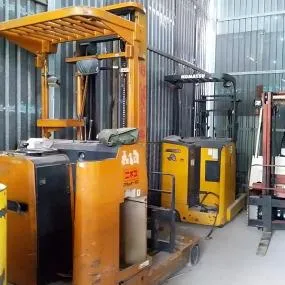 Sản phẩm sua chua xe nang dien 7231 — Cho Thuê Xe Nâng Phúc Minh - Công Ty TNHH Thương Mại Dịch Vụ Kỹ Thuật Xe Nâng
Phúc Minh — MST 3702661359