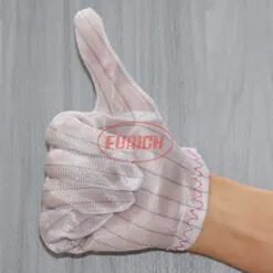 Sản phẩm gang tay vai chong tinh dien poly 247x247 — Công Ty TNHH Sản Xuất Thương Mại Và Dịch Vụ Furich — MST 3702693562