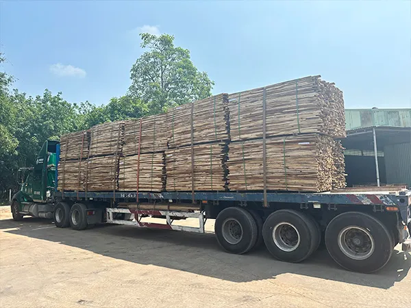 Sản phẩm Van chuyen go 1 — Lâm Sản Bình Dương - Công Ty Cổ Phần Kinh Doanh Lâm Sản Bình Dương — MST 3702714459