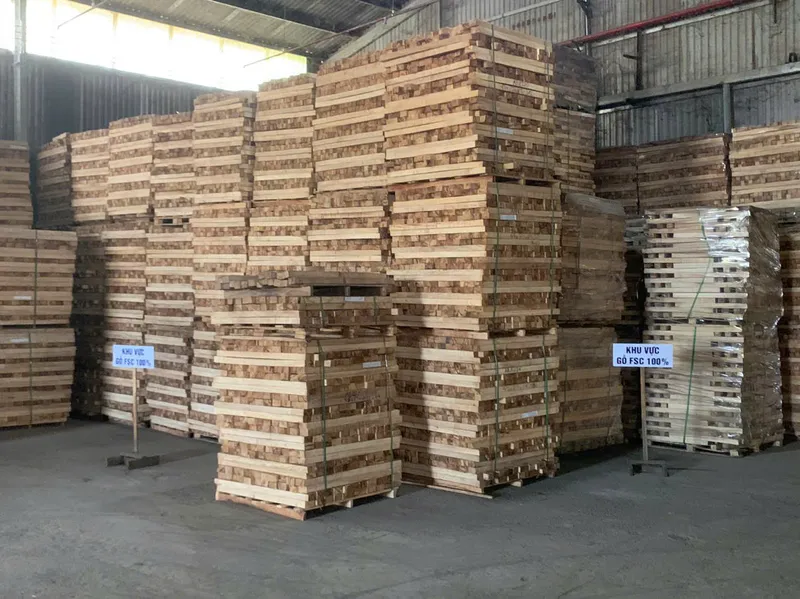 Sản phẩm z6214788281009_7111a97000911a495d33cfc4b3ae1c29 — Lâm Sản Bình Dương - Công Ty Cổ Phần Kinh Doanh Lâm Sản Bình Dương — MST 3702714459