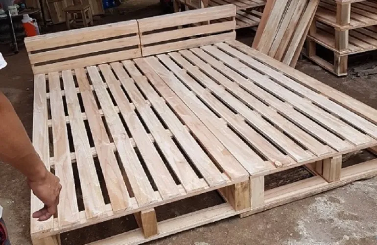 Sản phẩm giuong go pallet gb04 2716 — Pallet Thanh Tuấn - Công Ty TNHH Thương Mại Dịch Vụ Pallet Thành Đạt — MST 3702747020