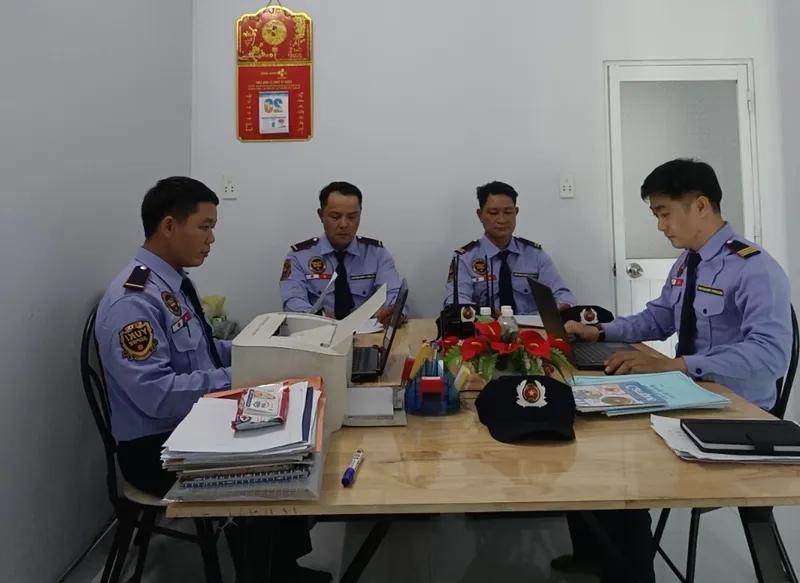 Sản phẩm quertyuio — Bảo Vệ Thiên Long - Công Ty TNHH Dịch Vụ Bảo Vệ Tập Đoàn Thiên Long — MST 3702752817