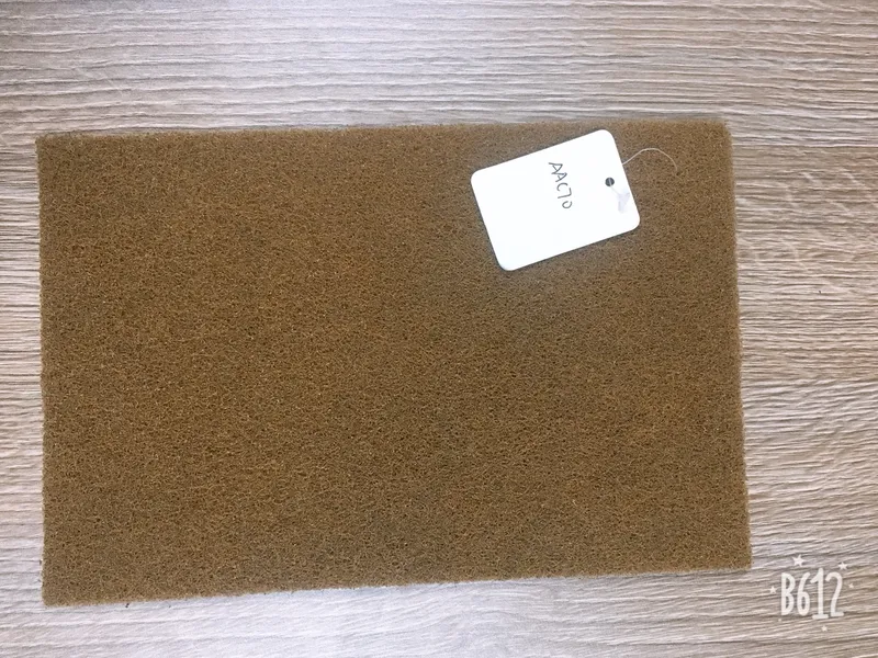 Sản phẩm 1561012806 bui nhui mieng mau vang — Công Ty TNHH Vật Liệu Đánh Bóng Hưng Nghiệp Phát — MST 3702753218