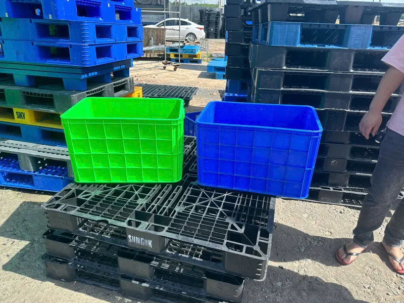 Sản phẩm song nhua bit 03455100183895 — Pallet Hòa Phát - Công Ty TNHH Thương Mại Dịch Vụ Hòa Phát Plastic — MST 3702759844