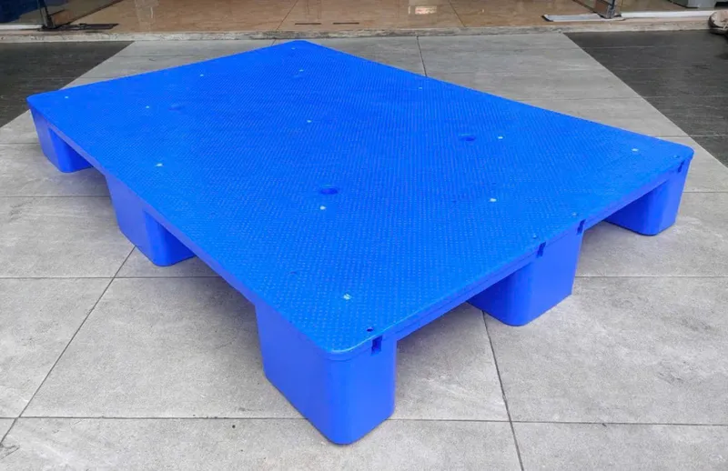 Sản phẩm z7151878882304_319c2e4681c04e8c3ede6c73d9c8af97948230650472 — Pallet Hòa Phát - Công Ty TNHH Thương Mại Dịch Vụ Hòa Phát Plastic — MST 3702759844
