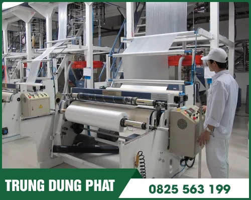 Sản phẩm dich vu gia cong (1) — Màng Nhựa Trung Dũng Phát - Công Ty TNHH Sản Xuất Thương Mại Trung Dũng Phát — MST 3702777988