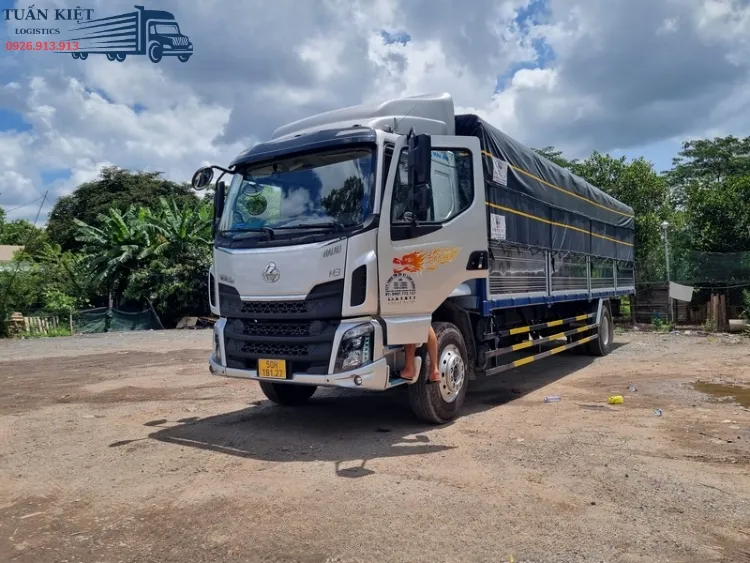 Sản phẩm xe tai cho hang long an — Công Ty TNHH Giao Nhận Vận Tải Tuấn Kiệt — MST 3702787908