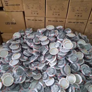 Sản phẩm Den am tran 3 300x300 — Công Ty TNHH Thiết Bị Điện Hoàng Kim Long — MST 3702823024