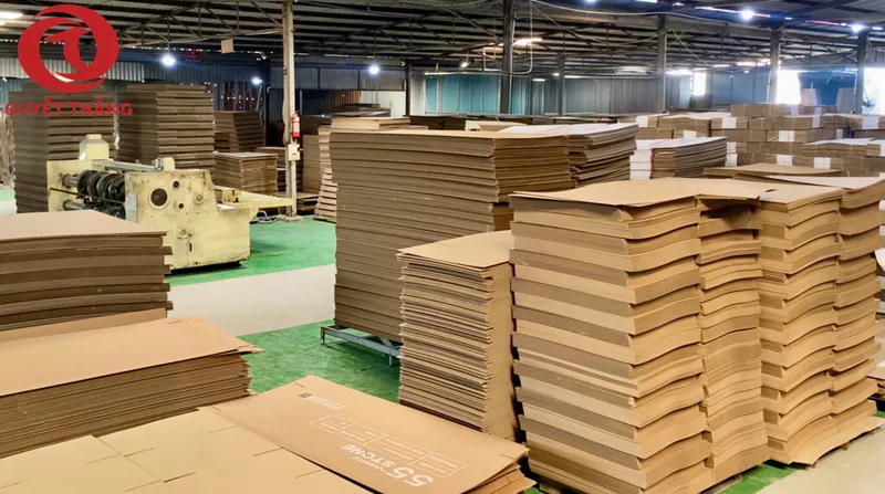 Sản phẩm thanh pham san xuat thung carton quyet thang box 1024x572 — Công Ty CP Sản Xuất Bao Bì Quyết Thắng — MST 3702864221
