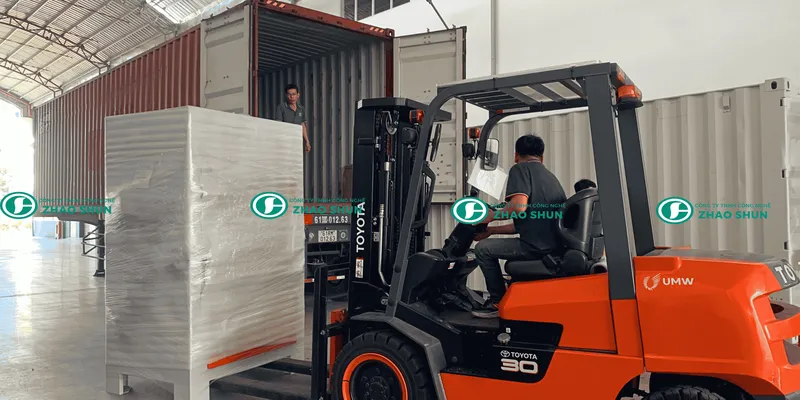 Sản phẩm Van chuyen may ban cat 1 — Công Ty TNHH Công Nghệ Zhao shun — MST 3702871437