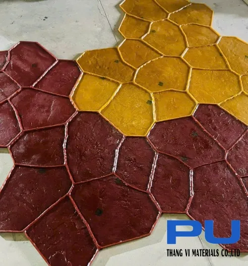 Sản phẩm nhua pu 2 thanh phan do khuon ap pe tong cho nganh xay dung 1773840743.jpg — Keo pu công trình ngành thể thao Thắng Vĩ - Công Ty TNHH Nguyên Liệu Thắng Vĩ — MST 3702882069