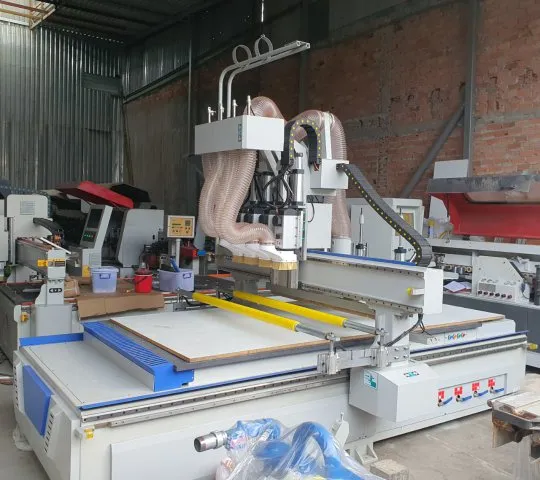 Sản phẩm cnc 4 dauz3815753621956ab6754f228fcfd0895ac6492f96ee64e 7982 — Máy Chế Biến Gỗ Hoàng Dũng - Công Ty TNHH Máy Gỗ Công Nghiệp Hoàng Dũng — MST 3702894836