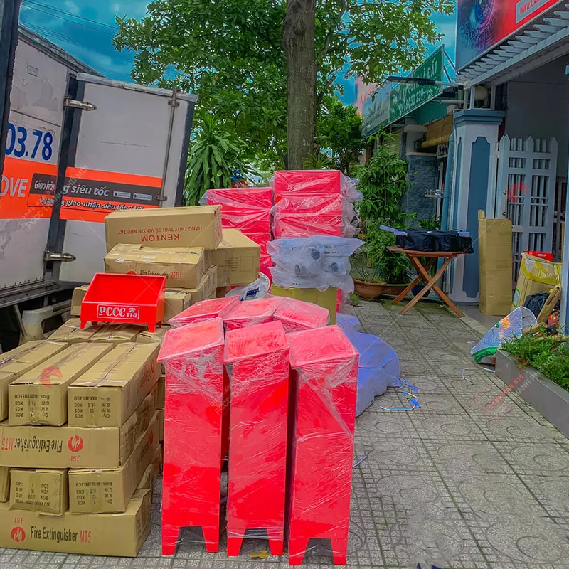 Sản phẩm binh chua chay binh duong 10 — Công Ty Cổ Phần Thương Mại Và Dịch Vụ Thành Phố Mới - Chi Nhánh Lâm Đồng — MST 3702929574