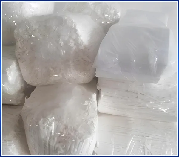 Sản phẩm Giay lot hop yen 2 — Giấy Ngành May Mặc, Da Giày Tiến Hưng - Công Ty TNHH SX TM Xuất Nhập Khẩu Tiến
Hưng — MST 3703049999