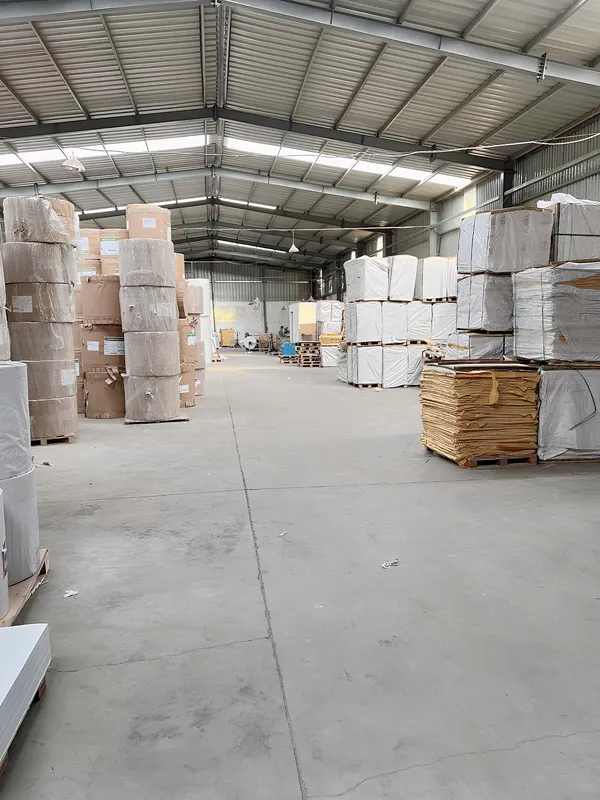 Sản phẩm Nha xuong 2 — Giấy Ngành May Mặc, Da Giày Tiến Hưng - Công Ty TNHH SX TM Xuất Nhập Khẩu Tiến
Hưng — MST 3703049999
