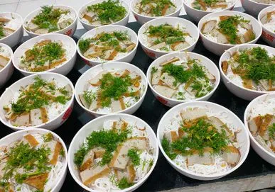 Sản phẩm cung cap suat an cong nghiep lai long an binh duong tp ho chi minh 01 6b7ec4d9 — Suất Ăn Công Nghiệp Hòa Phát - Công Ty TNHH Lương Thực Thực Phẩm Hòa Phát Food — MST 3703064080