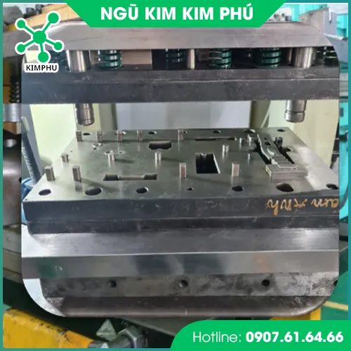 Sản phẩm khuon mau 12 — Gia Công Kim Loại Kim Phú - Công Ty TNHH Gia Công Kim Loại Kim Phú — MST 3703097209