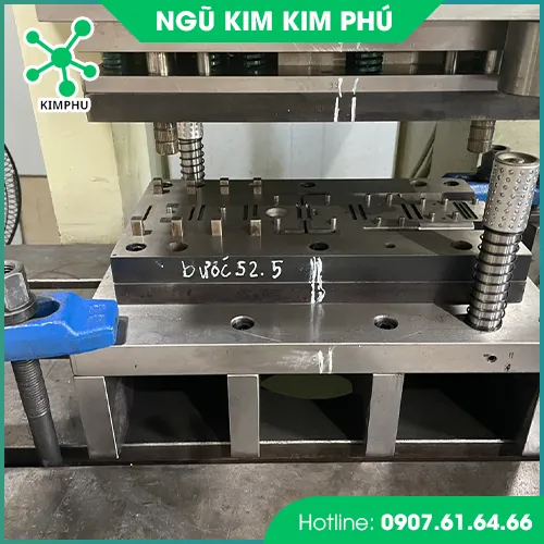 Sản phẩm khuon mau 15 — Gia Công Kim Loại Kim Phú - Công Ty TNHH Gia Công Kim Loại Kim Phú — MST 3703097209