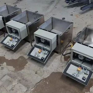 Sản phẩm thung giu nhiet 400 x 400mm 300x300 — Máy Móc Công Nghiệp Trường Phùng - Công Ty TNHH Máy Móc Trường Phùng — MST 3703206539
