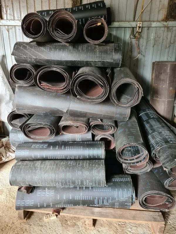 Sản phẩm z3183612873574_c91ae6bdd6317354e143889d48c80d4f 1 600x800 — Thu Mua Nhám Cũ, Nhám Phế Liệu Minh Thư - Công Ty TNHH Nhám Minh Thư — MST 3703210687
