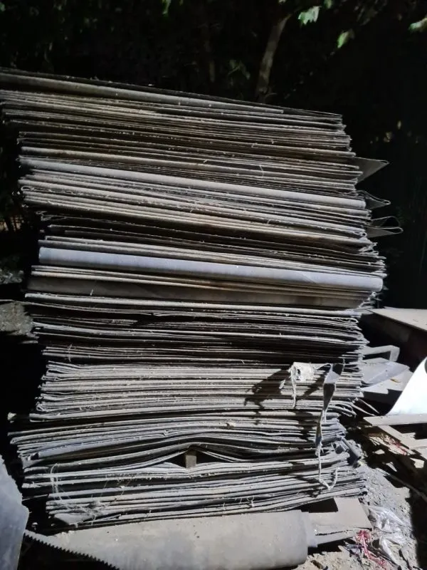 Sản phẩm z3183625714943_2080292321d805dd54c696d42997d0c1 600x800 — Thu Mua Nhám Cũ, Nhám Phế Liệu Minh Thư - Công Ty TNHH Nhám Minh Thư — MST 3703210687