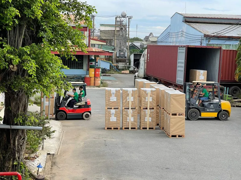 Sản phẩm hinh hang hoa — Công Ty TNHH Sản Xuất Thương Mại Bao Bì Toàn Cầu — MST 3703239622