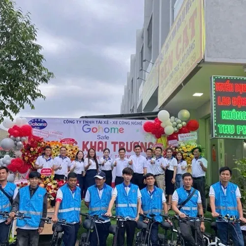 Sản phẩm hinh anh dich vu new (15) — Cho Thuê Xe Ô Tô, Xe Du Lịch Gohome Safe - Công Ty TNHH Tài Xế Xe Công Nghệ
Gohome Safe — MST 3703318320
