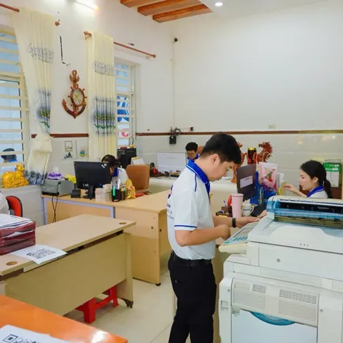 Sản phẩm hinh anh dich vu new (9) — Cho Thuê Xe Ô Tô, Xe Du Lịch Gohome Safe - Công Ty TNHH Tài Xế Xe Công Nghệ
Gohome Safe — MST 3703318320