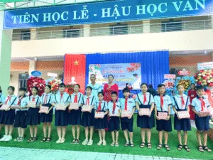 Sản phẩm 1 300x225 — Công Ty TNHH Sản Xuất Xây Dựng - Thương Mại Và Dịch Vụ Huỳnh Anh — MST 3900358146