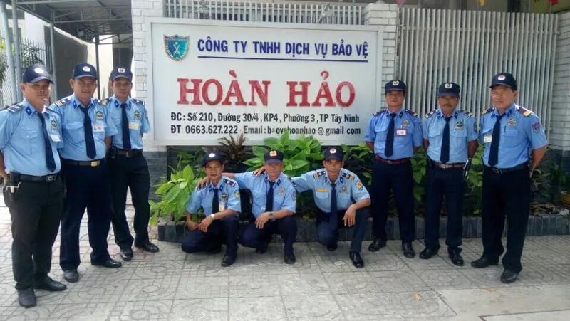 Sản phẩm z698395839147_1680db2db558558553ab03e7604beea2 — Công Ty TNHH MTV DV Bảo Vệ Hoàn Hảo — MST 3901189211