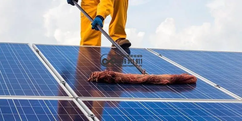 Sản phẩm maintenance and cleaning of solar panels — Công Ty TNHH XD TM DV SX Geta — MST 3901238123