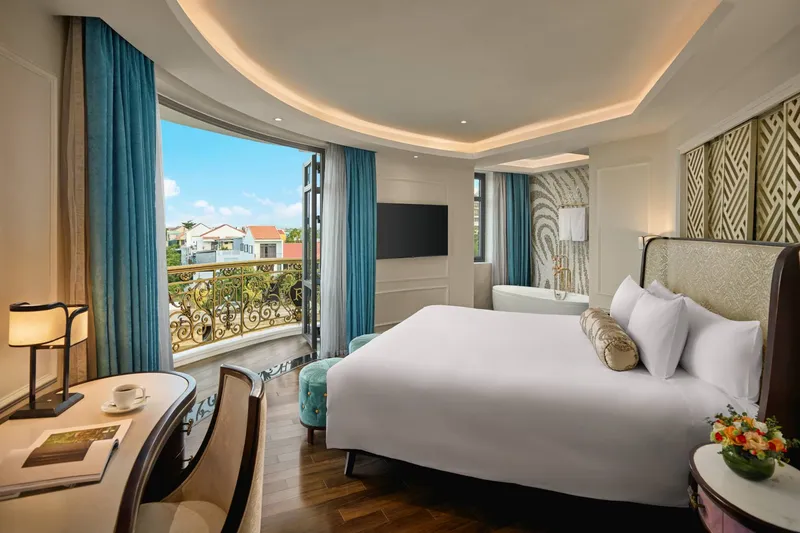 Sản phẩm Deluxe Suites Wakaku_02 — Công Ty Cổ Phần Tập Đoàn Royal Capital — MST 4000490016