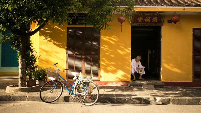 Sản phẩm Hoi An 2 1 — Công Ty Cổ Phần Tập Đoàn Royal Capital — MST 4000490016