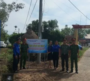 Sản phẩm z3838720124796_6e25d4da734ebdfe8c5c48331439f3e3 300x269 — Công Ty TNHH TM&DV Phú Hiển Lighting — MST 4000988323