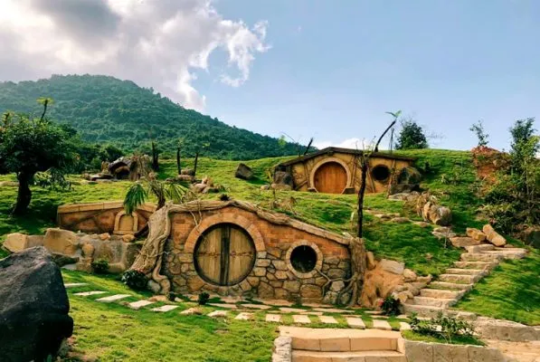 Sản phẩm lac vao xu so than tien bach ma village o hue Copy 597x400 — Công Ty TNHH Du Lịch Quảng Nam — MST 4001012037
