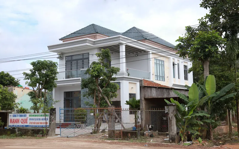 Sản phẩm ngoi mau cao cap da nang 13 — Công Ty TNHH Sản Xuất Thương Mại Dịch Vụ E&A — MST 4001019071