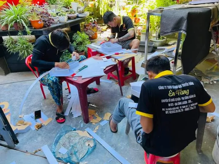 Sản phẩm 1fc8189ae6382f667629 — Công Ty TNHH Quảng Cáo Truyền Thông én Vàng — MST 4001079539