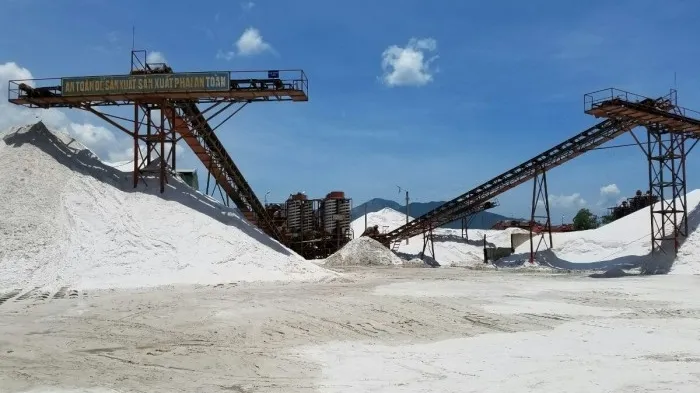 Sản phẩm thao go kho khan cho dn xuat khau cat trang silic cat vang khuon duc — Công Ty Cổ Phần Đông Nam Silica Sand Việt Nam — MST 4001160807