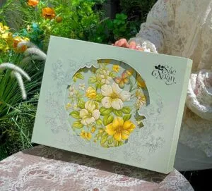 Sản phẩm qua tet hien dai 2026 300x271 — Công Ty TNHH Thương Mại CE.NO Việt Nam — MST 4001223020