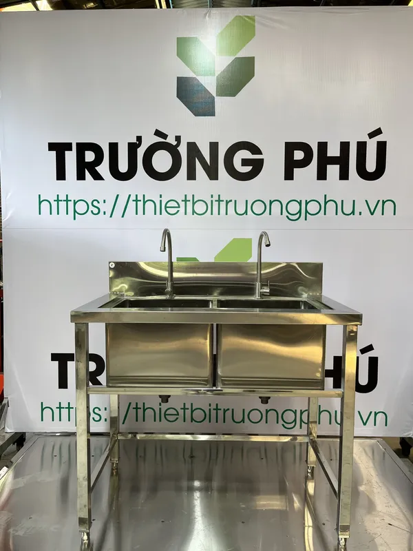 Sản phẩm z5563327754186_f44a5931f47061daf8dc294bb0a41d2f — Bếp Công Nghiệp Trường Phú - Công Ty Cổ Phần Cơ Khí Công Nghiệp Trường Phú — MST 4001257118