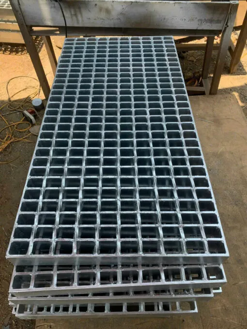Sản phẩm z5802633753885 6e5e82fa60a03787d67c7f563a44f2fb 510x680 — Nắp Hố Ga FS - Công Ty TNHH Sản Xuất & Thương Mại FS — MST 4001283277