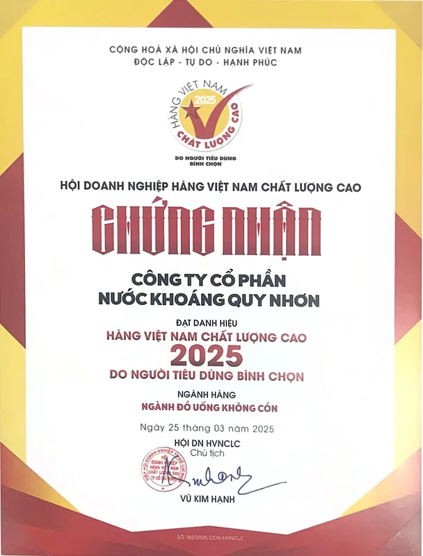 Sản phẩm DỘC LẬP TỤ DO HẠNH PHÚC 1 — Công Ty Cổ Phần Nước Khoáng Quy Nhơn — MST 4100587491