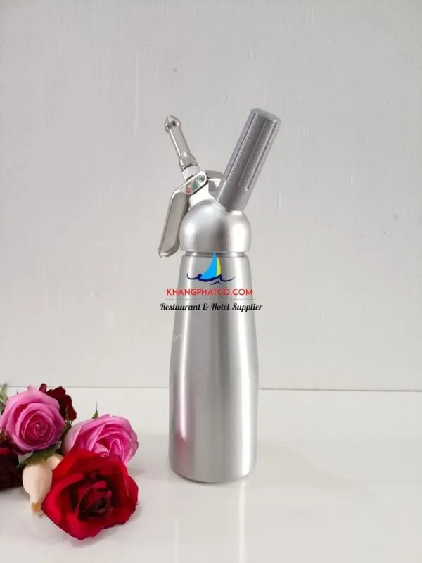Sản phẩm Binh xit kem tuoi KT500 2 600x800 — Công Ty TNHH Phát Triển Thương Mại Và Dịch Vụ Khang Phát — MST 4101618907
